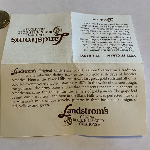 Vintage Landstroms earrings flower with diamond 10k - Picture 4 of 7